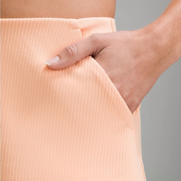 Lululemon Ribbed Softstreme High-Rise Short 2" - Picture 3 of 7